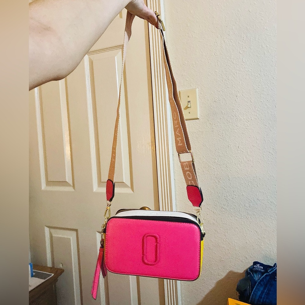 MarcJacobs crossbody bag pink and yellow gold hardware 100% Authentic